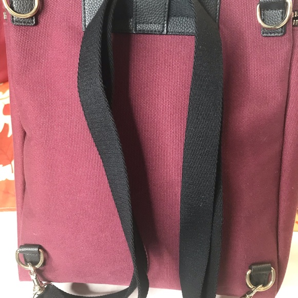 Last Price❤️Henri Bendle Black FriConvertible Backpack, and matching pouch, NWOT - Picture 4 of 16